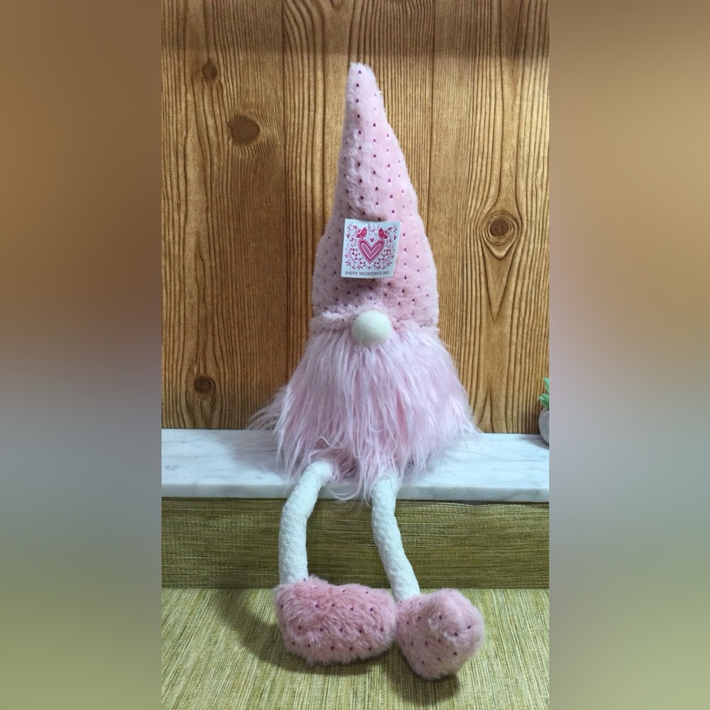 Gnome new Happy Valentines Day 21"
Pink Gnome